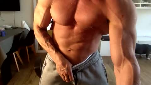 popopo0 online show from November 24, 2025, 3:23 pm