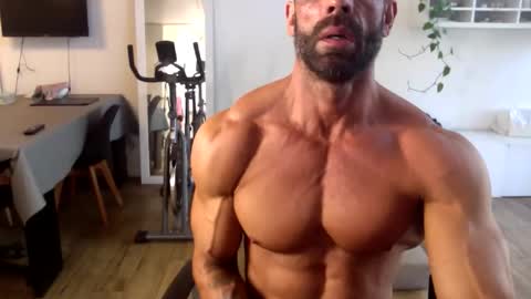 popopo0 online show from December 5, 2025, 11:08 am