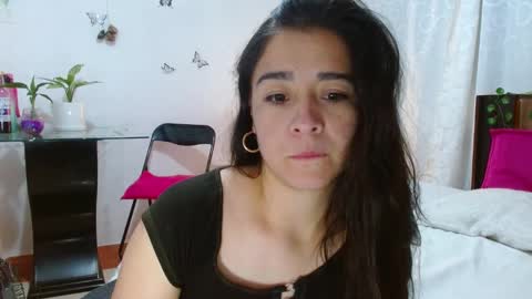 porcelainlux online show from January 19, 2025, 9:34 pm