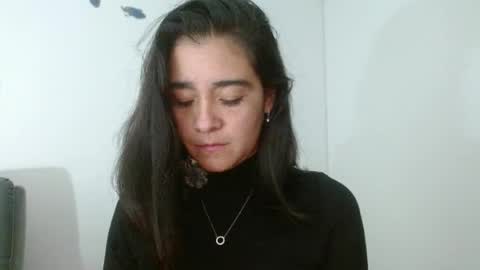 Snapshot of porcelainlux chatting on August 5, 2026, 1:41 am porcelainlux online show from August 5, 2026, 1:41 am