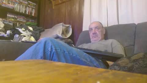 Snapshot of porkingit400 chatting on April 4, 2026, 3:05 am porkingit400 online show from April 4, 2026, 3:05 am