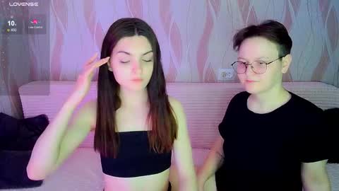 Ana and Tati online show from October 18, 2025, 7:58 pm