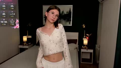 Elizabeth online show from September 20, 2025, 6:42 pm