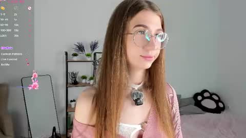 Snapshot of portia_bubbles chatting on July 5, 2026, 7:59 am Elizabeth online show from July 5, 2026, 7:59 am