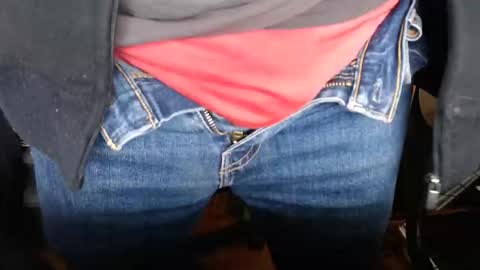 poseidonadventure88 online show from April 23, 2026, 1:57 pm