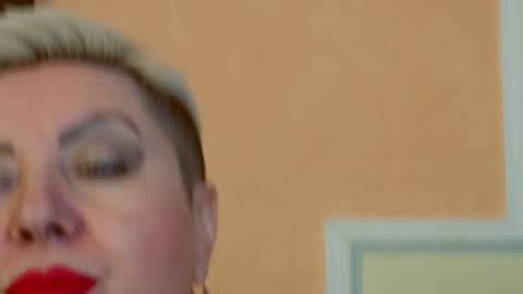 LADY POSH online show from January 16, 2025, 10:44 pm