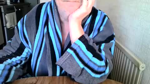 poshman65 online show from December 14, 2024, 10:13 am