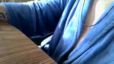 poshman65 online show from February 25, 2025, 10:37 am