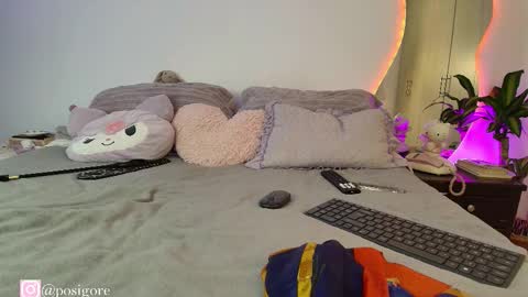 Anna Goth independient model online show from November 14, 2025, 9:57 pm