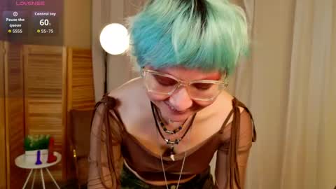 powderofgun online show from April 21, 2026, 9:06 pm