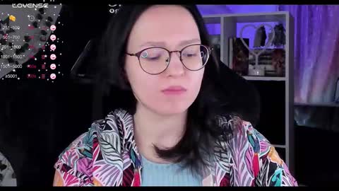 Robyn online show from October 6, 2025, 10:34 am