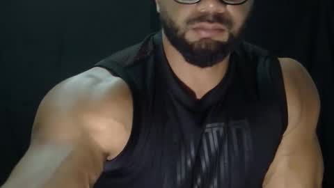 Snapshot of powerdmuscle chatting on May 20, 2026, 10:05 pm powerdmuscle online show from May 20, 2026, 10:05 pm