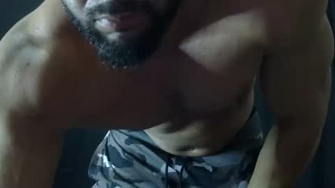 Snapshot of powerdmuscle chatting on May 24, 2026, 10:15 pm powerdmuscle online show from May 24, 2026, 10:15 pm