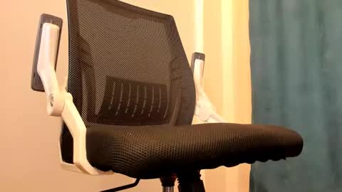 alex online show from September 13, 2025, 10:31 pm