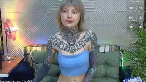 Lola online show from June 24, 2026, 4:33 am