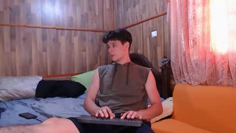 chris independent  online show from December 18, 2024, 7:52 pm