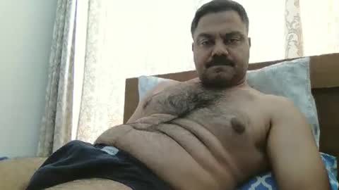 pradeep99107849 online show from April 30, 2026, 7:25 am