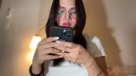 Oh my Amber online show from February 2, 2025, 4:00 pm