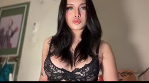 Oh my Amber online show from February 5, 2025, 3:13 am