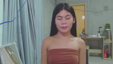 precious_athena online show from February 5, 2025, 9:25 am