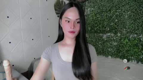 Snapshot of precious_burikatx chatting on June 18, 2026, 9:14 am Cassie online show from June 18, 2026, 9:14 am