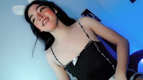precious_laura18 online show from June 17, 2026, 8:10 pm