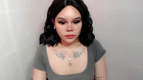 MAXXINE online show from December 6, 2024, 1:11 pm