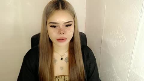 MAXXINE online show from February 28, 2025, 5:15 am