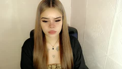 MAXXINE online show from February 28, 2025, 9:55 pm