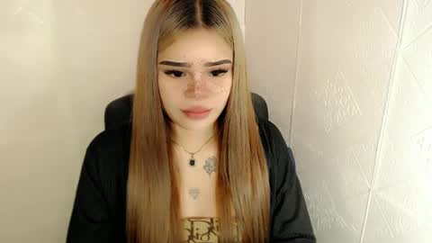 MAXXINE online show from March 10, 2025, 1:34 am