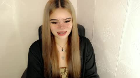 MAXXINE online show from March 11, 2025, 12:54 am