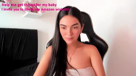 Angelly online show from December 17, 2024, 4:43 pm