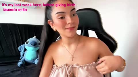 Angelly online show from January 17, 2025, 5:41 pm