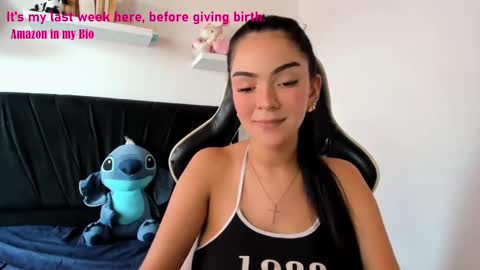 Angelly online show from January 19, 2025, 2:49 pm