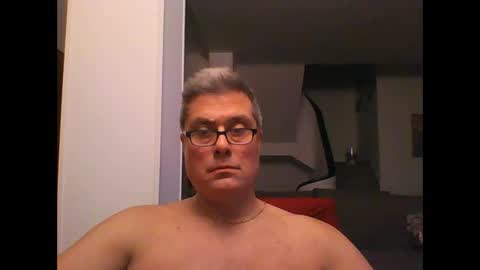 prendimisubito online show from November 19, 2025, 9:48 pm