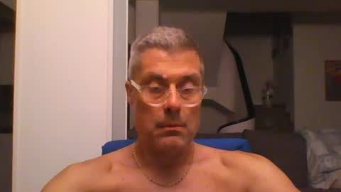 Snapshot of prendimisubito chatting on July 7, 2026, 10:47 pm prendimisubito online show from July 7, 2026, 10:47 pm