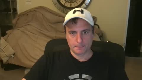 preppyguyintokink1 online show from May 6, 2026, 8:36 pm
