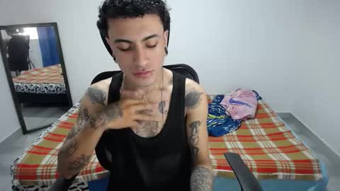 Plux online show from November 26, 2025, 6:31 pm