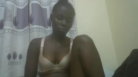 Snapshot of prettiest_doll chatting on December 15, 2025, 6:01 pm prettiest_doll online show from December 15, 2025, 6:01 pm