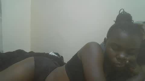 Snapshot of prettiest_doll chatting on December 19, 2025, 10:17 pm prettiest_doll online show from December 19, 2025, 10:17 pm