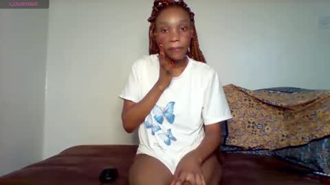Snapshot of pretty253 chatting on May 15, 2026, 6:42 am pretty253 online show from May 15, 2026, 6:42 am
