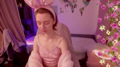 Lady vikki  online show from April 4, 2026, 6:11 am