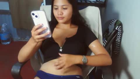 Snapshot of pretty_amore chatting on May 11, 2026, 9:15 am pretty_amore online show from May 11, 2026, 9:15 am