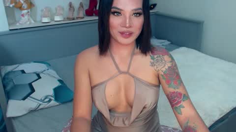 Snapshot of pretty_arielts chatting on January 10, 2025, 1:21 am ARIEL online show from January 10, 2025, 1:21 am