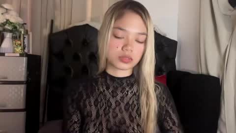 Chikana online show from April 22, 2026, 12:46 am