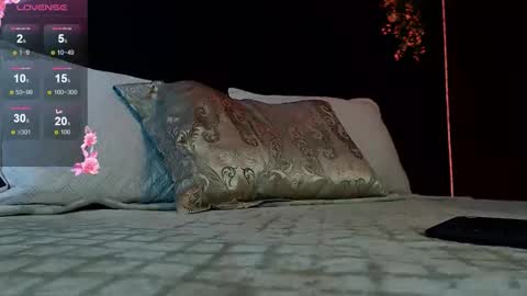 pretty_cristal22 online show from February 6, 2026, 1:25 pm