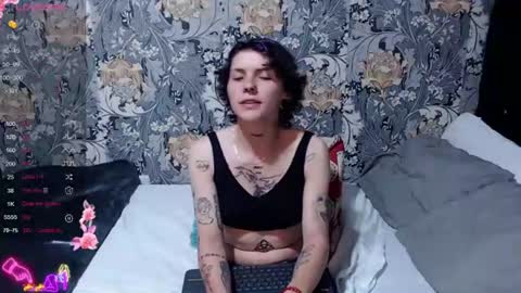pretty_cristal22 online show from June 19, 2026, 1:54 am