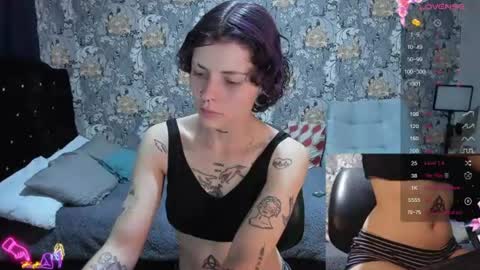pretty_cristal22 online show from July 1, 2026, 1:29 am