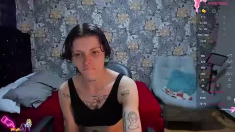 pretty_cristal22 online show from July 19, 2026, 10:13 pm