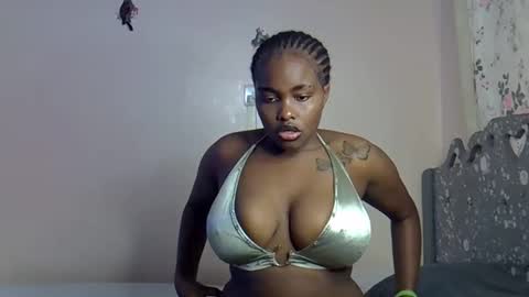 pretty_daina3 online show from April 7, 2026, 11:21 am